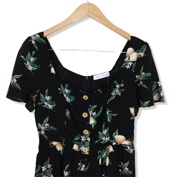 NWT All in Favor Romper - Picture 4 of 9